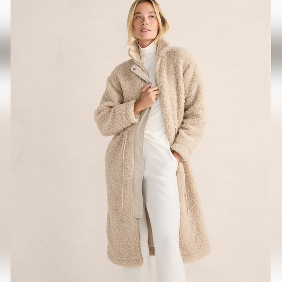 Cozy Cream Teddy Jacket - Picture 3 of 12